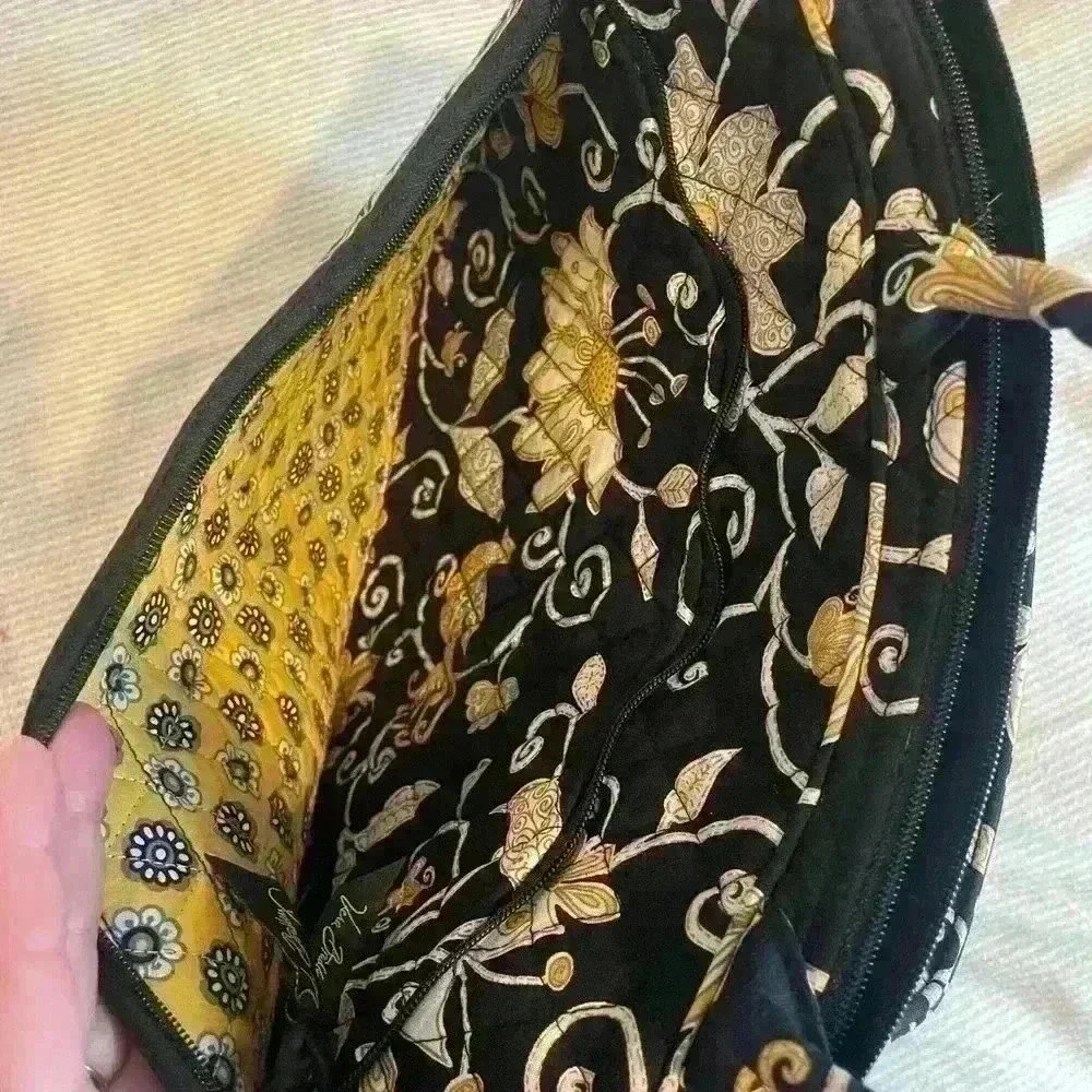 Vera Bradley hand bag - Picture 5 of 6